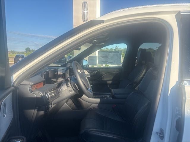 2025 Lincoln Aviator Black Label