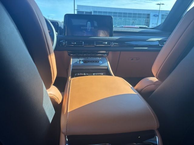 2025 Lincoln Aviator Black Label