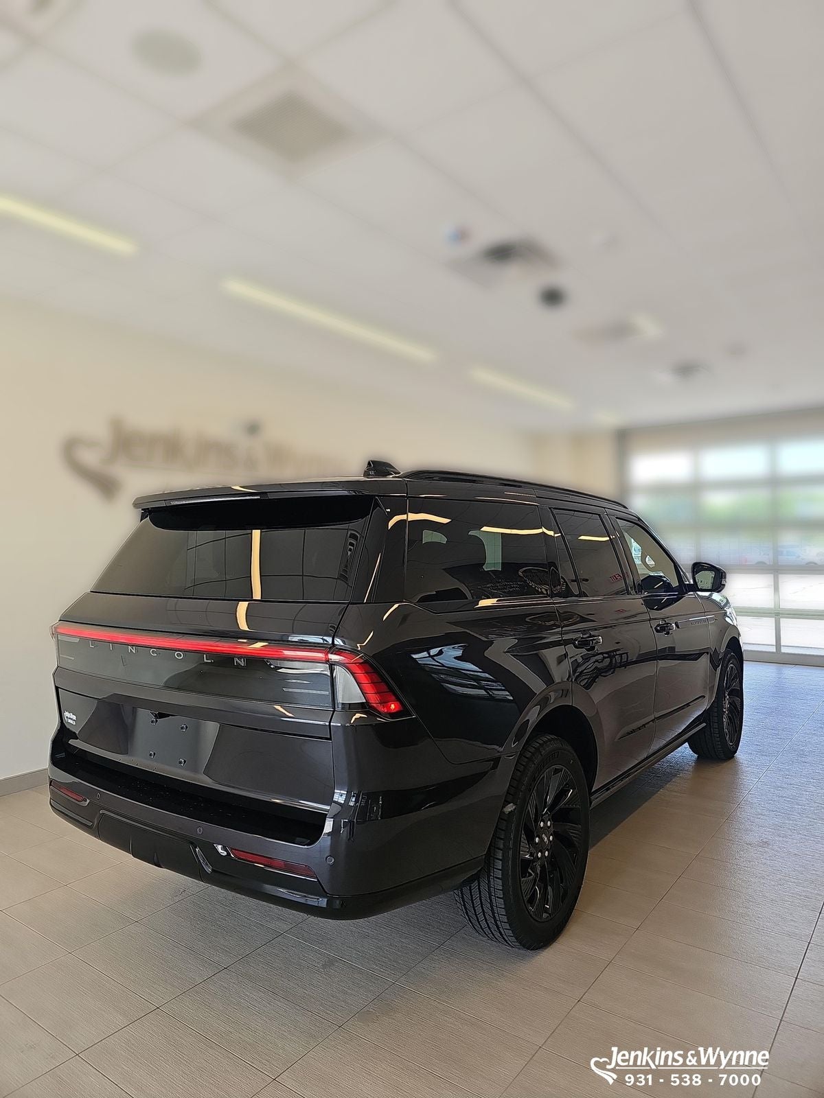 2027 Lincoln Navigator Reserve
