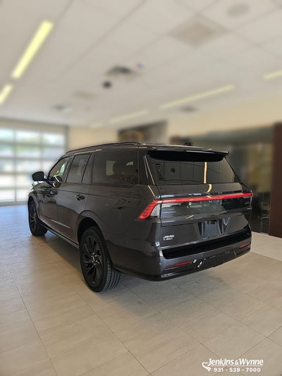 2027 Lincoln Navigator Reserve