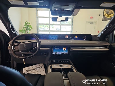 2027 Lincoln Navigator Reserve