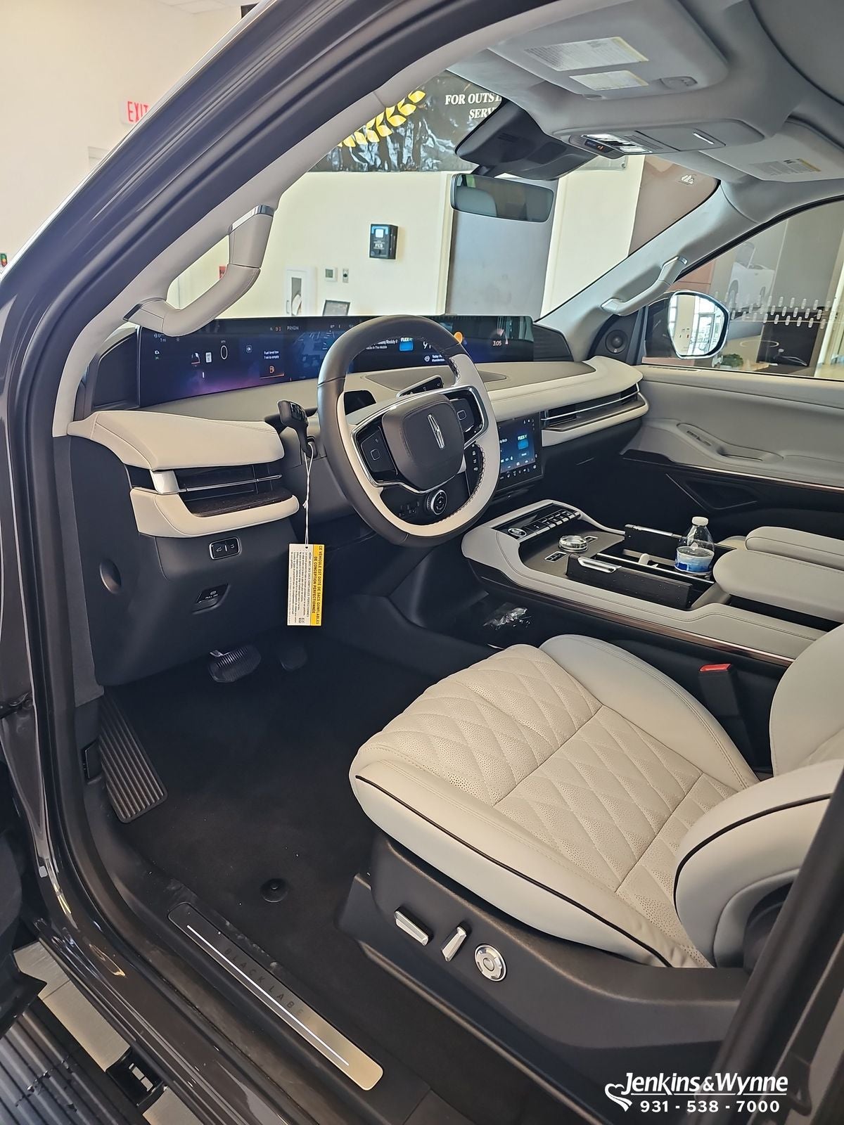 2027 Lincoln Navigator Black Label