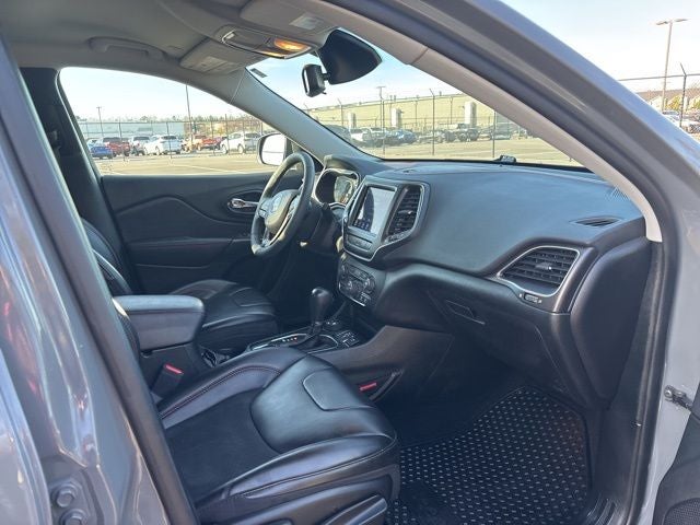 2022 Jeep Cherokee Trailhawk