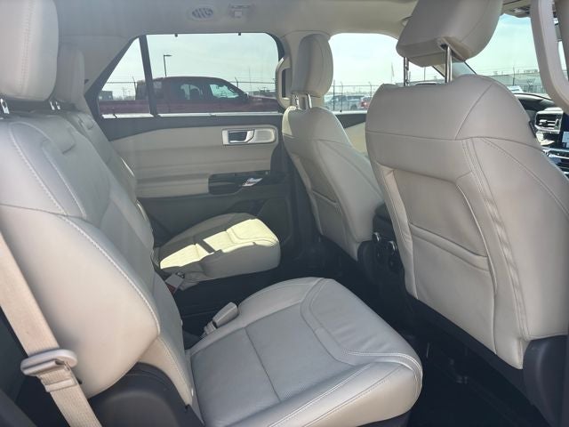 2022 Ford Explorer Platinum