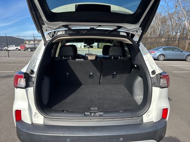 2020 Ford Escape Titanium Hybrid