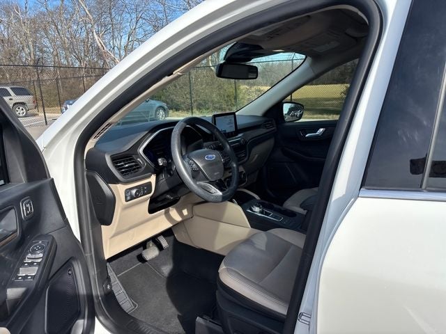 2020 Ford Escape Titanium Hybrid