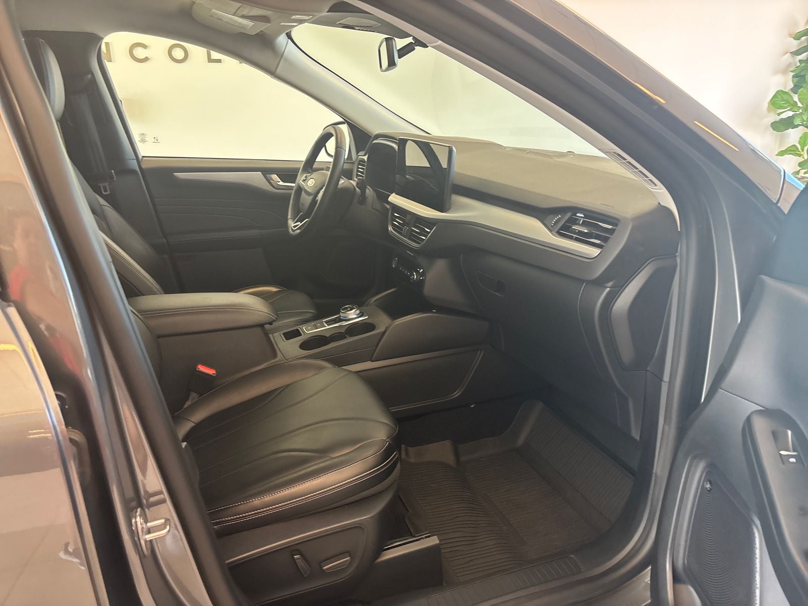 2025 Ford Escape Plug-In Hybrid Base