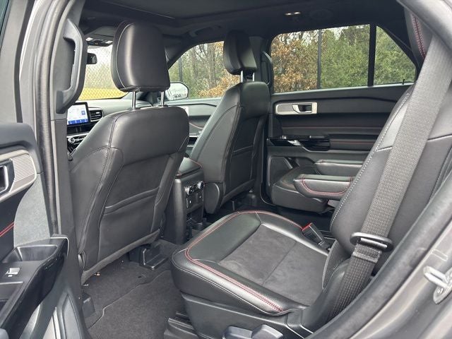2024 Ford Explorer ST-Line