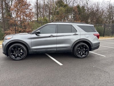 2024 Ford Explorer ST-Line