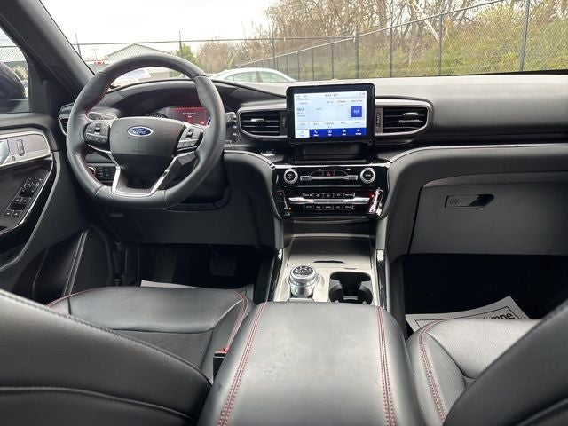 2024 Ford Explorer ST-Line