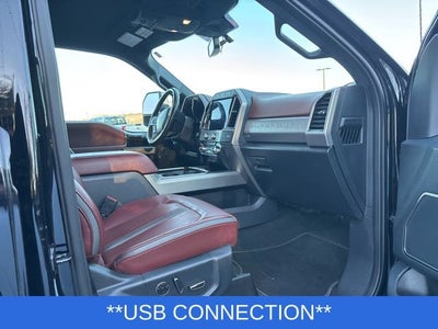 2022 Ford F-350SD Platinum