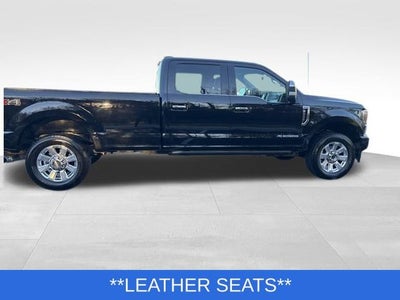 2022 Ford F-350SD Platinum
