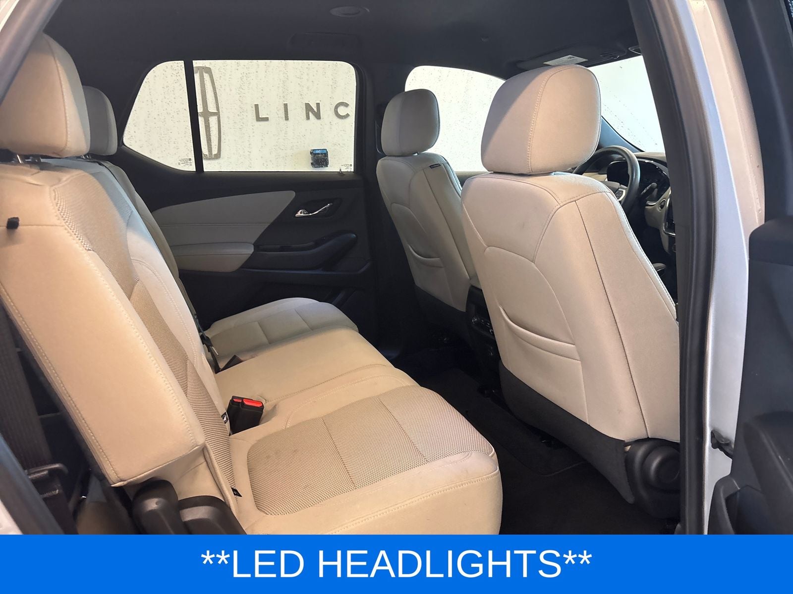 2022 Chevrolet Traverse LS