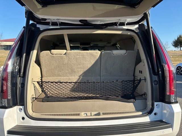 2016 Cadillac Escalade Luxury