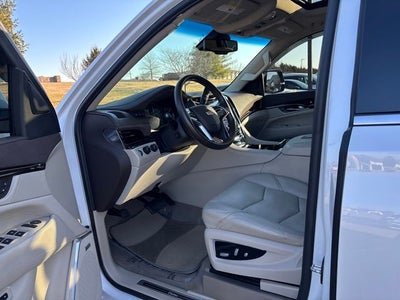 2016 Cadillac Escalade Luxury