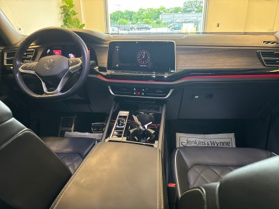 2024 Volkswagen Atlas 2.0T SEL Premium R-Line