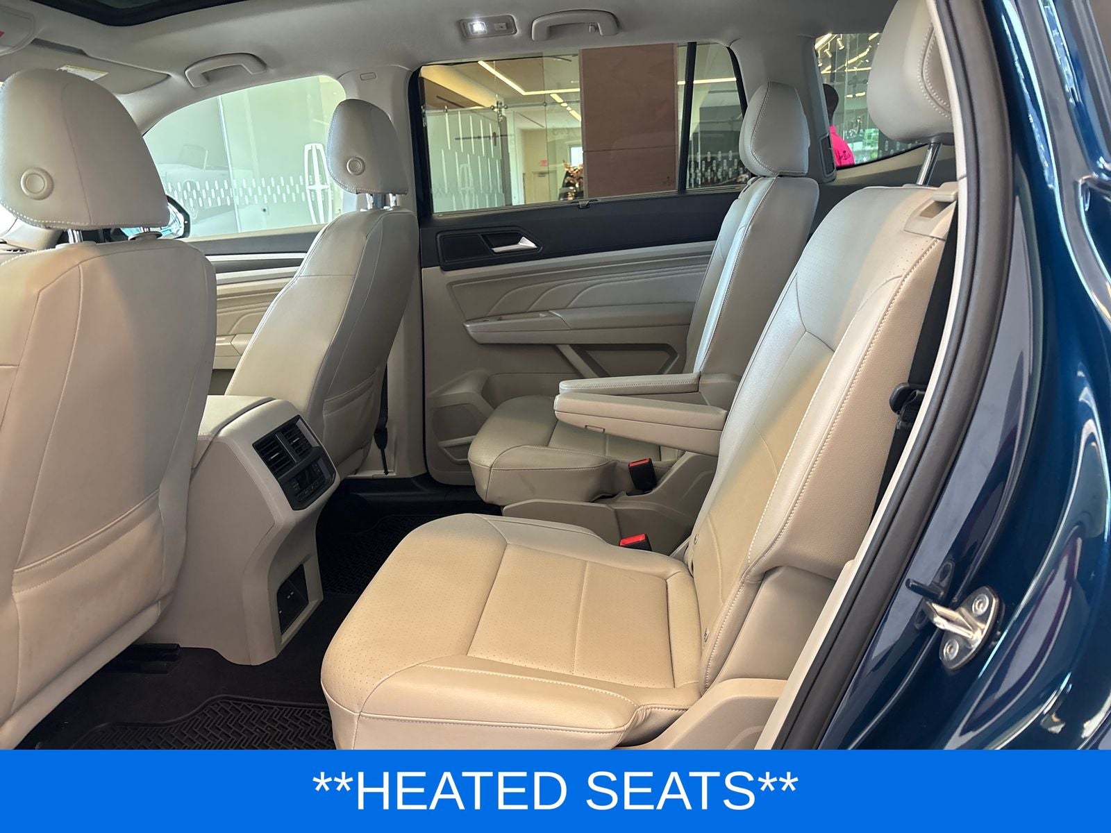 2021 Volkswagen Atlas 3.6L V6 SE w/Technology R-Line