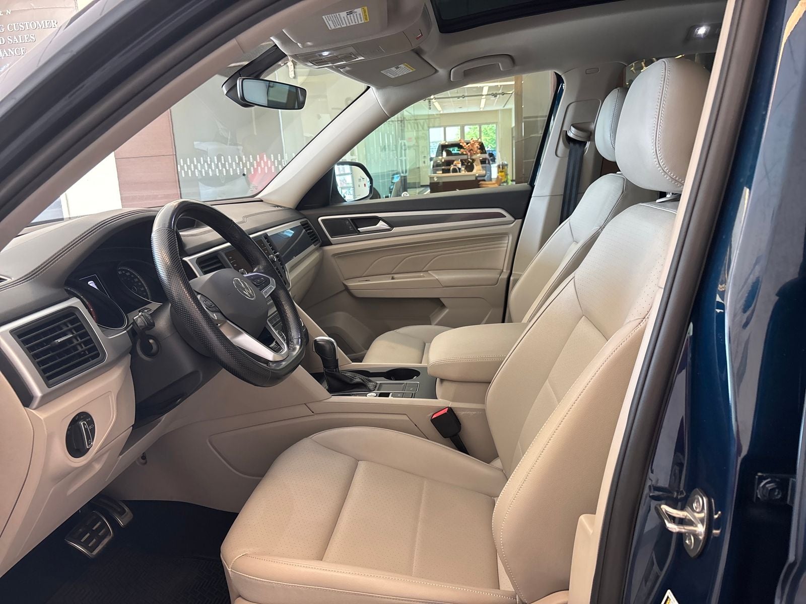 2021 Volkswagen Atlas 3.6L V6 SE w/Technology R-Line