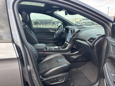 2021 Ford Edge ST