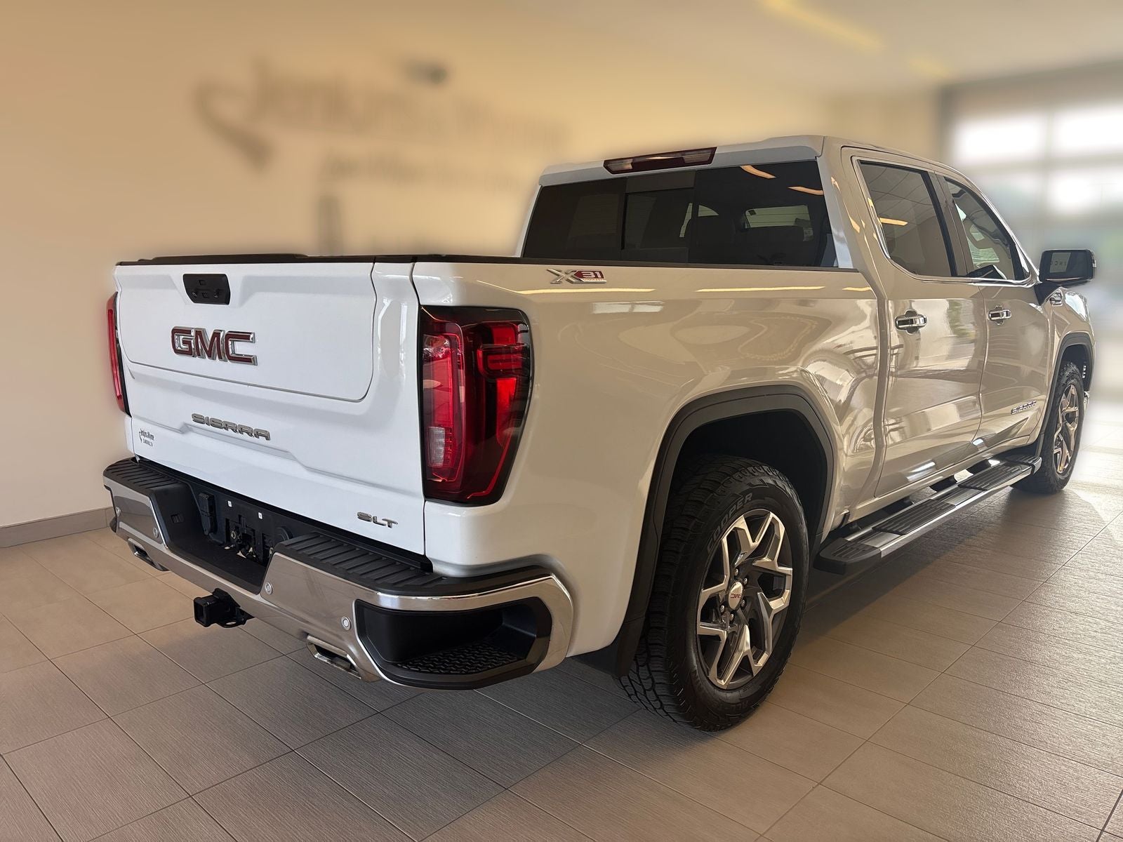 2022 GMC Sierra 1500 SLT