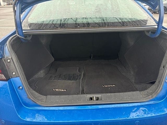 2021 Nissan Versa 1.6 S