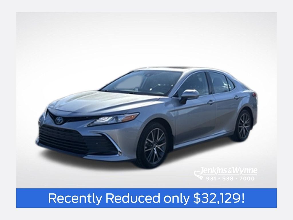 2024 Toyota Camry Hybrid XLE