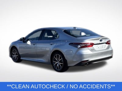 2024 Toyota Camry Hybrid XLE