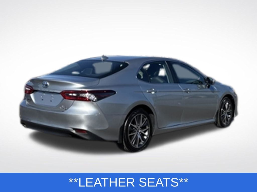 2024 Toyota Camry Hybrid XLE
