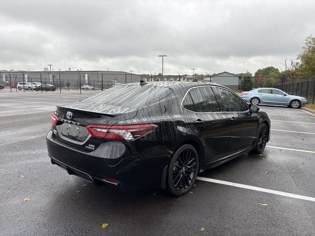 2021 Toyota Camry Hybrid XSE