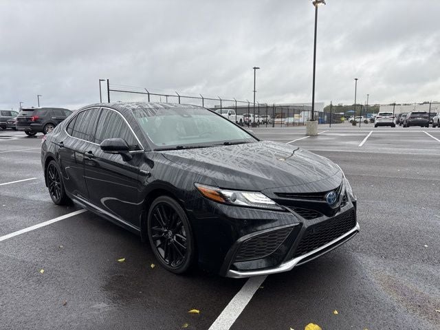 2021 Toyota Camry Hybrid XSE