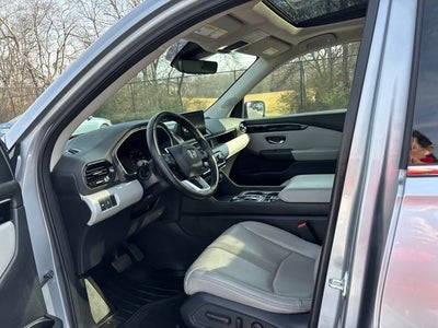 2023 Honda Pilot Touring