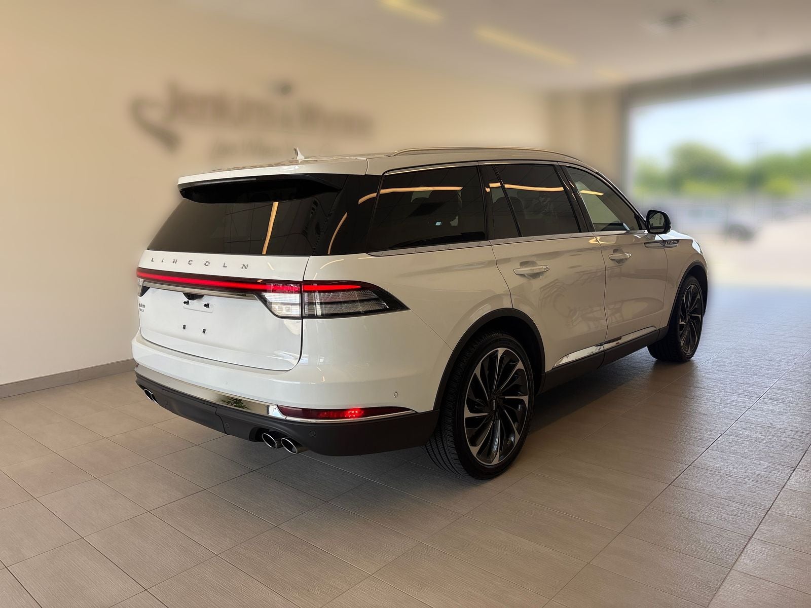 2022 Lincoln Aviator Reserve