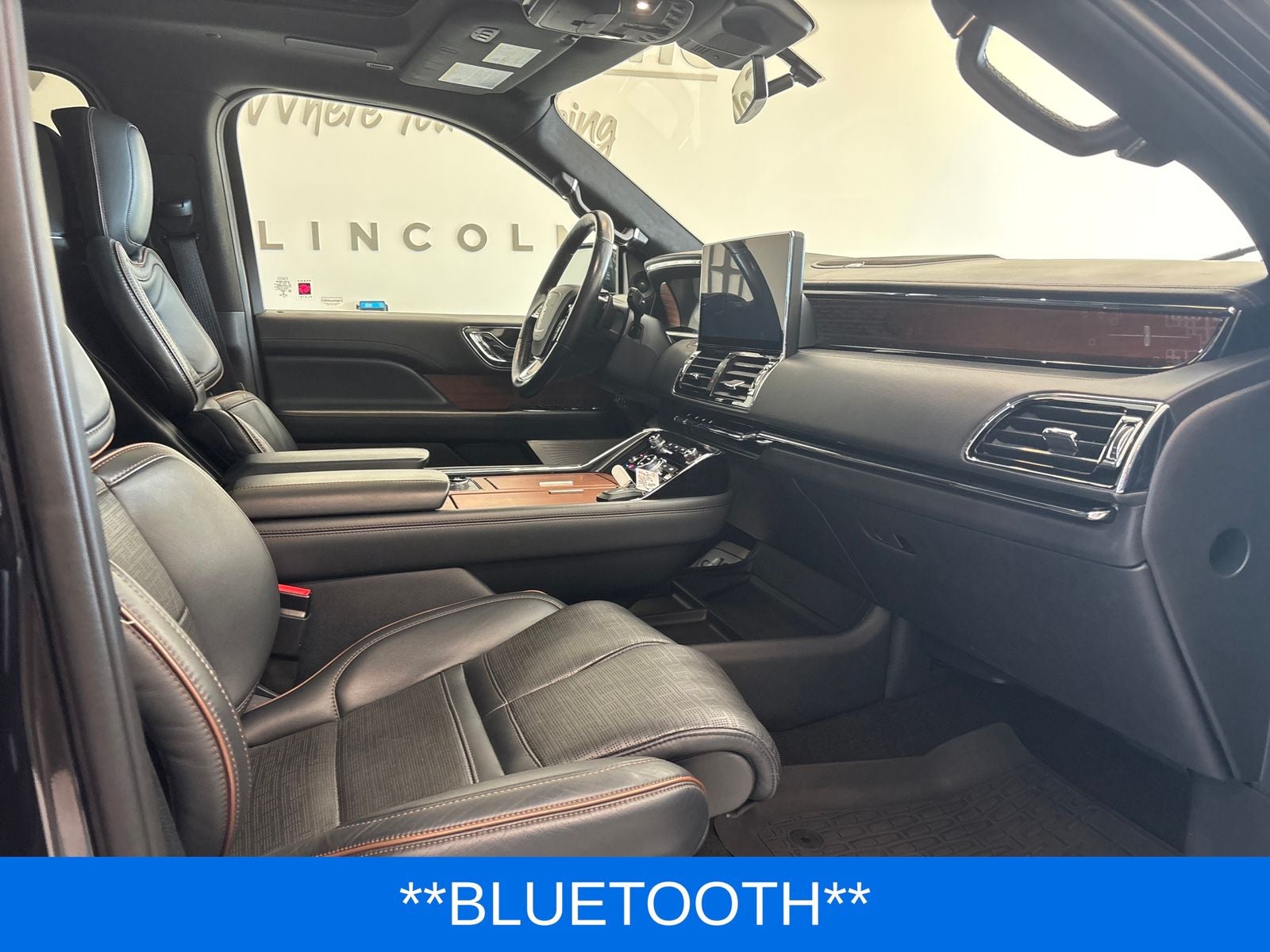 2022 Lincoln Navigator Black Label