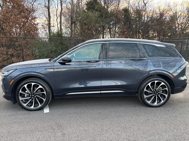 2024 Lincoln Nautilus Black Label