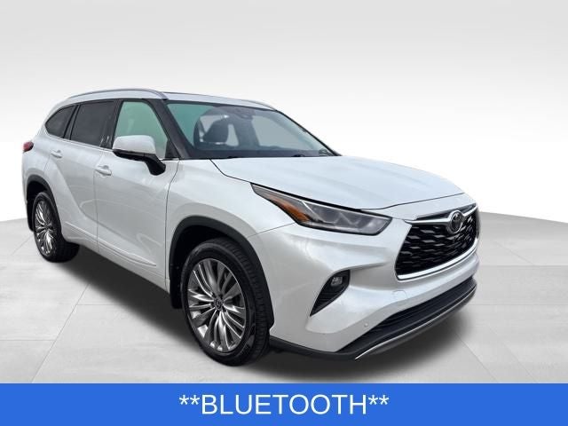 2022 Toyota Highlander Platinum