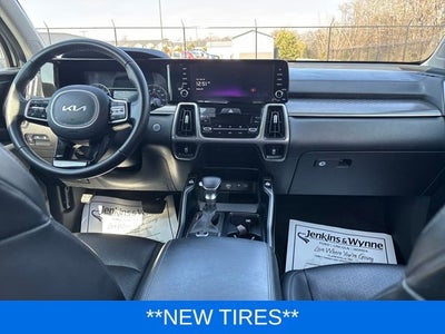 2023 Kia Sorento S