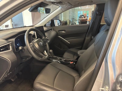 2025 Toyota Corolla Cross XLE