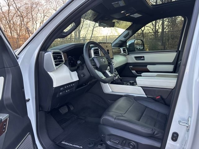 2024 Toyota Sequoia Capstone