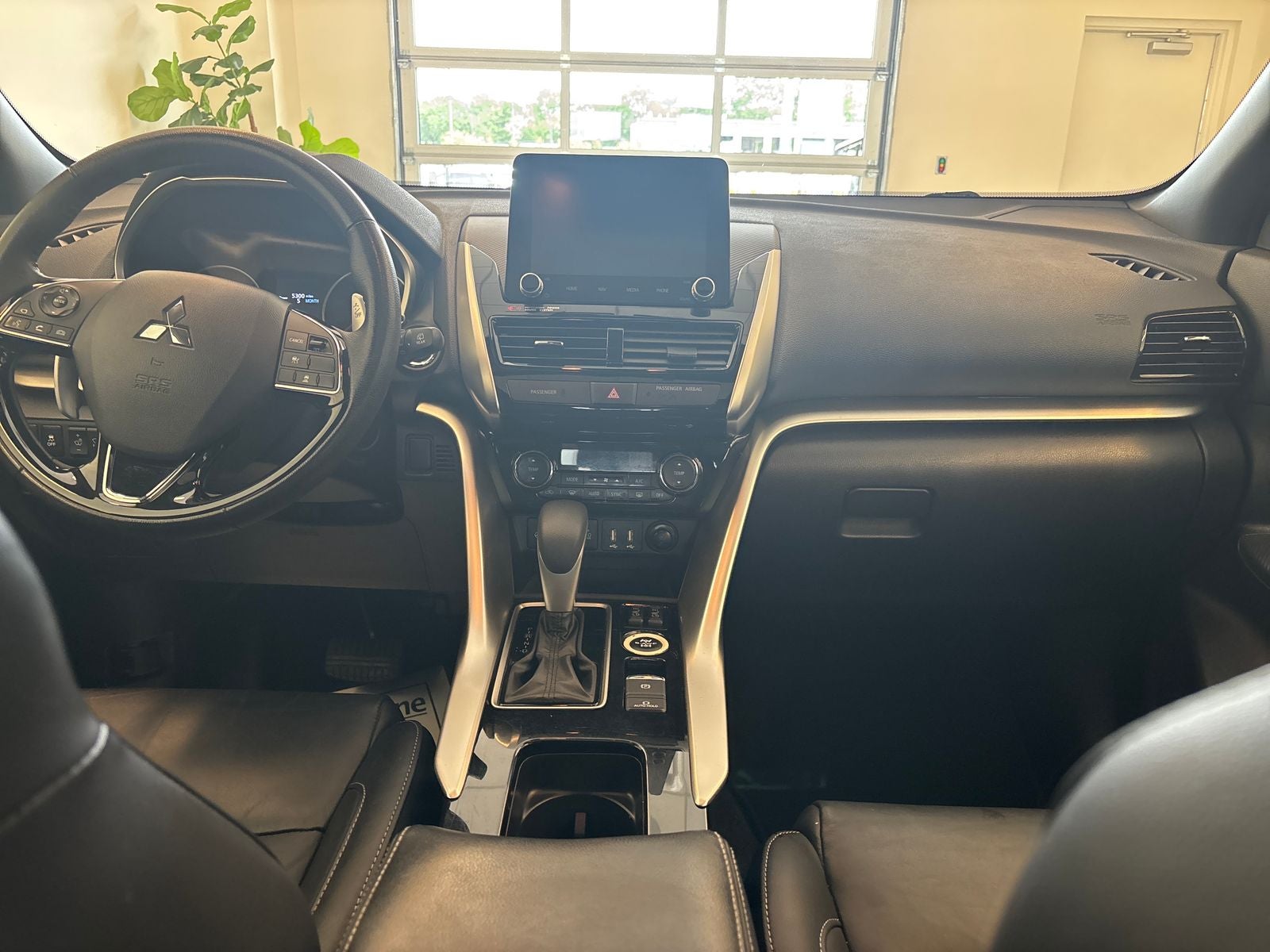 2023 Mitsubishi Eclipse Cross Base