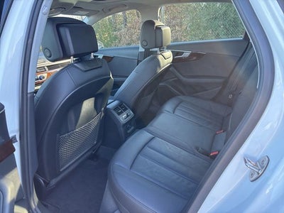 2019 Audi A4 2.0T Premium quattro