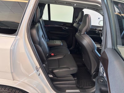 2019 Volvo XC90 T5 Momentum
