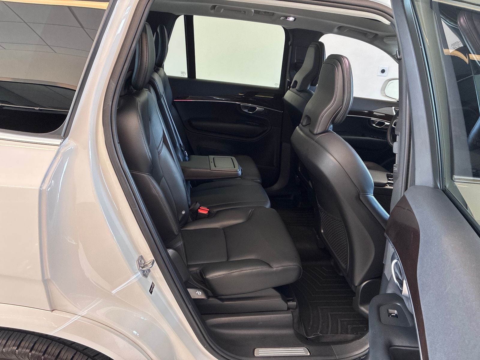 2019 Volvo XC90 T5 Momentum