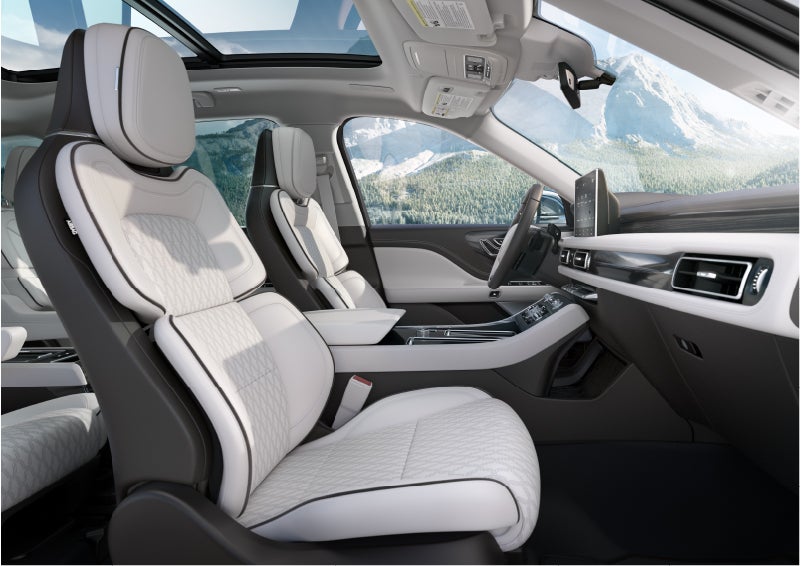 The interior of a Lincoln Aviator® Black Label model is shown in the Chalet theme | Jenkins & Wynne Lincoln in Clarksville TN