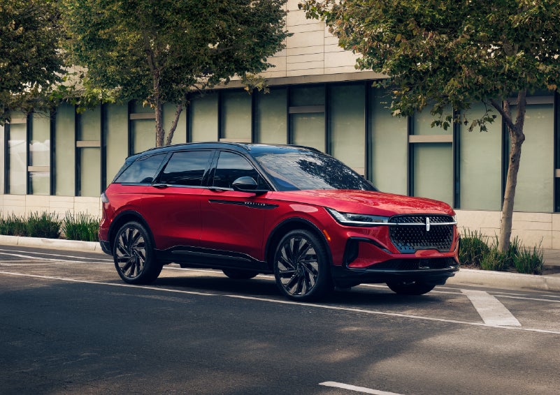 2026 Lincoln Nautilus® SUV with the available Jet Appearance Package and Hybrid transmission. | Jenkins & Wynne Lincoln in Clarksville TN