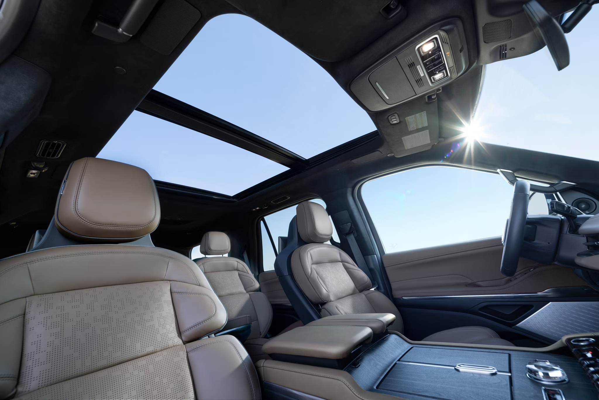 2026 Lincoln Navigator panoramic sunroof