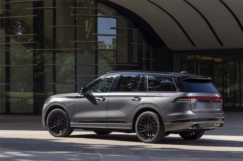 Lincoln Exterior Side| Jenkins & Wynne Lincoln in Clarksville TN