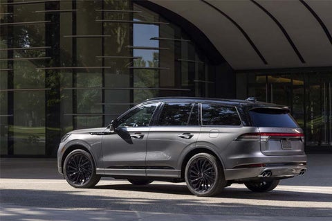 Lincoln EXTERIOR Side | Jenkins & Wynne Lincoln in Clarksville TN